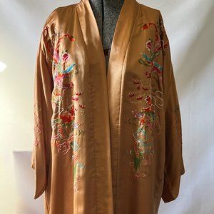 Gorgeous Vintage Chinese Dressing Gown - firm at $35